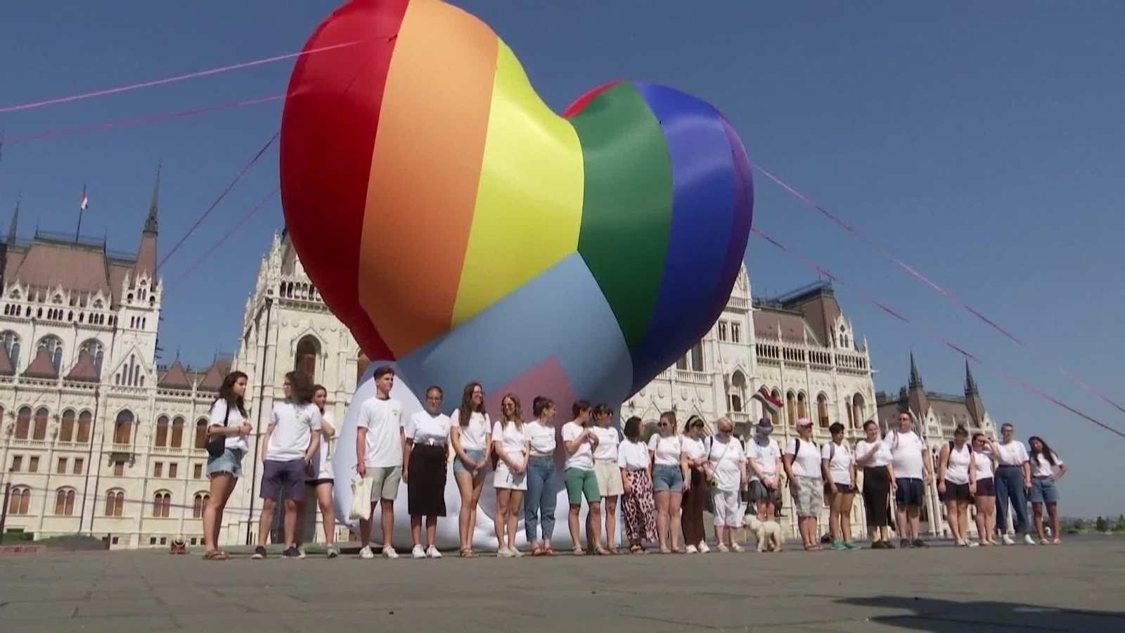 web el orgullo vuelve a hungria
