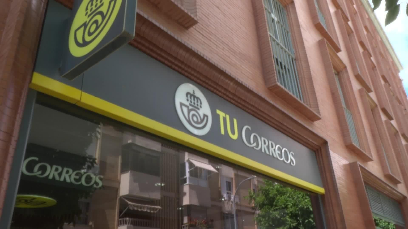 X047-SEVILLA ULTIMO DIA VOTO POR CORREO