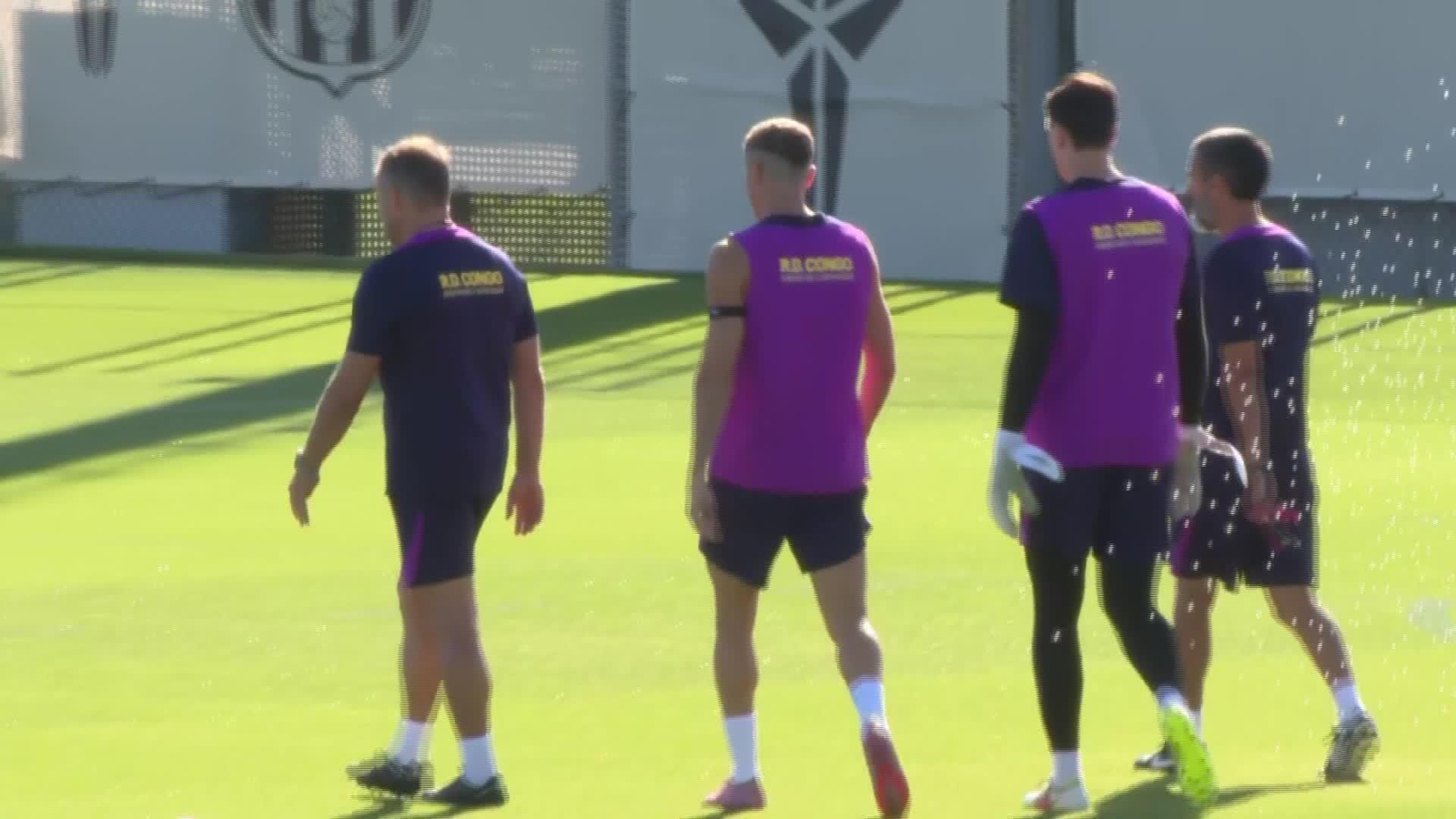 S014-BARCELONA ENTRENAMIENTO BARSA