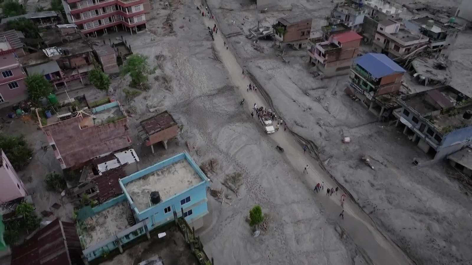 D006-NEPAL IMAGEN DRONES TRAS RIADA