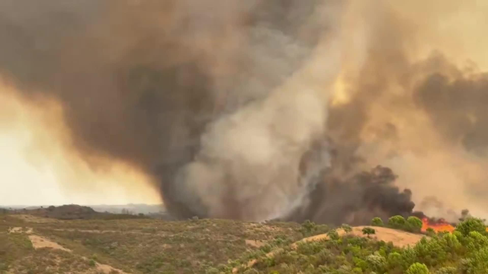 V003-EDI HUELVA INCENDIO NIEBLA