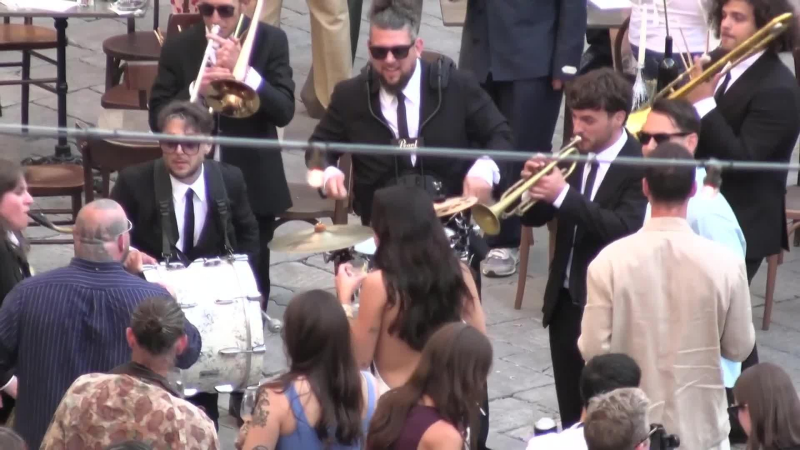 va italia boda dua lipa