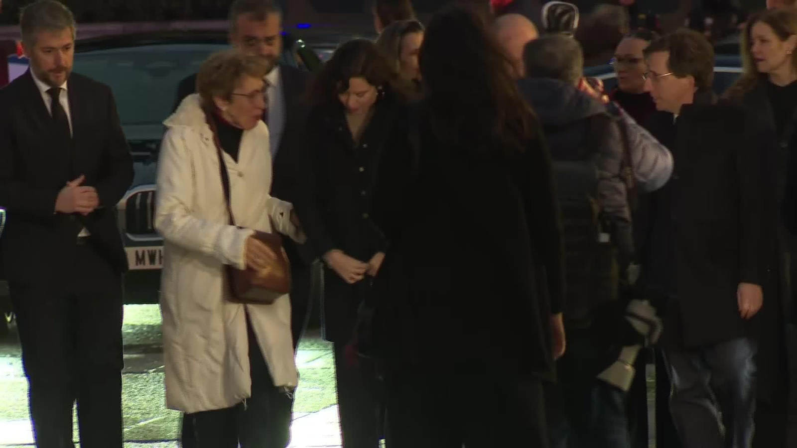 J057-MADRID ENTRADA AYUSO Y ALMEIDA FUNERAL VICTIMAS ADAMUZ LA AMUDENA