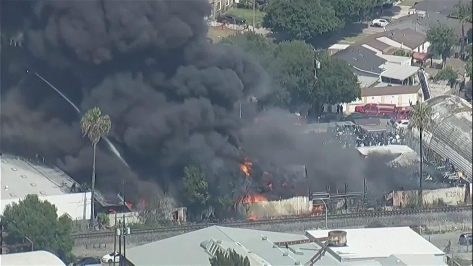 L003-EEUU INCENDIO CALIFORNIA
