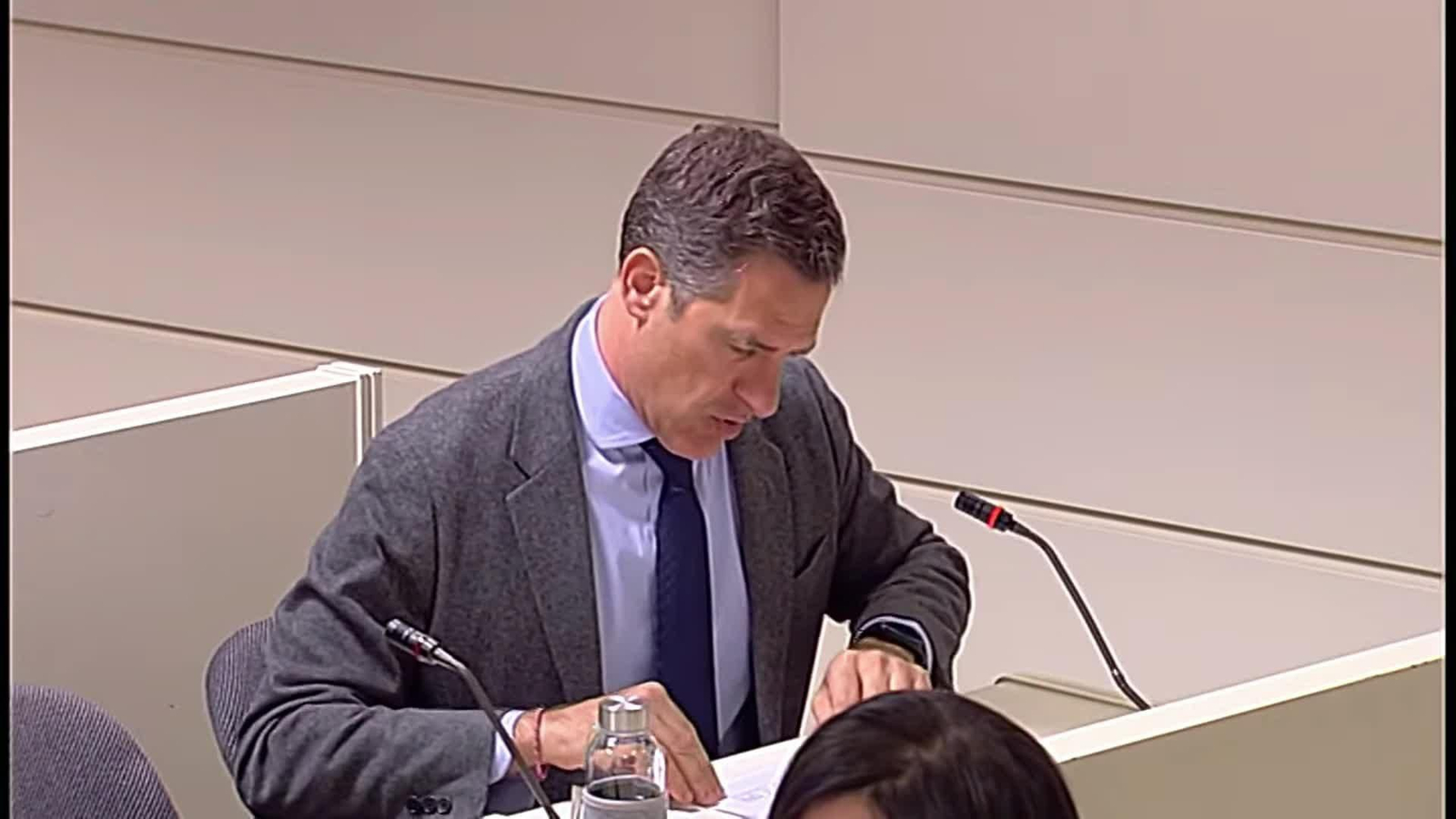 J077-SENADO CONCLUSIONES COMISION APAGON