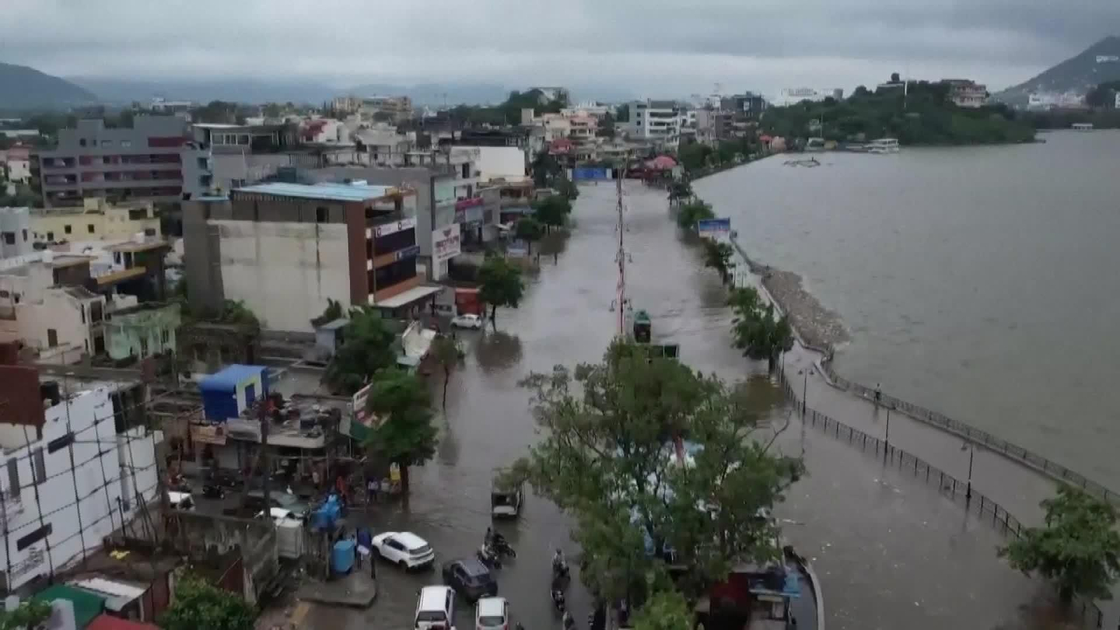 S612-INDIA INUNDACIONES