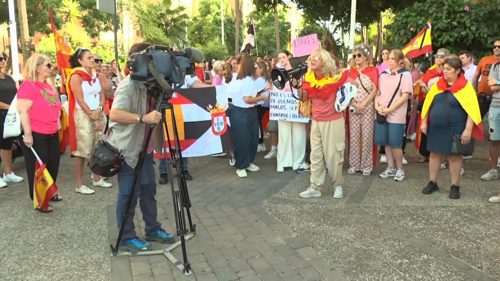D043-CEUTA MANI PROTESTA MUJERES