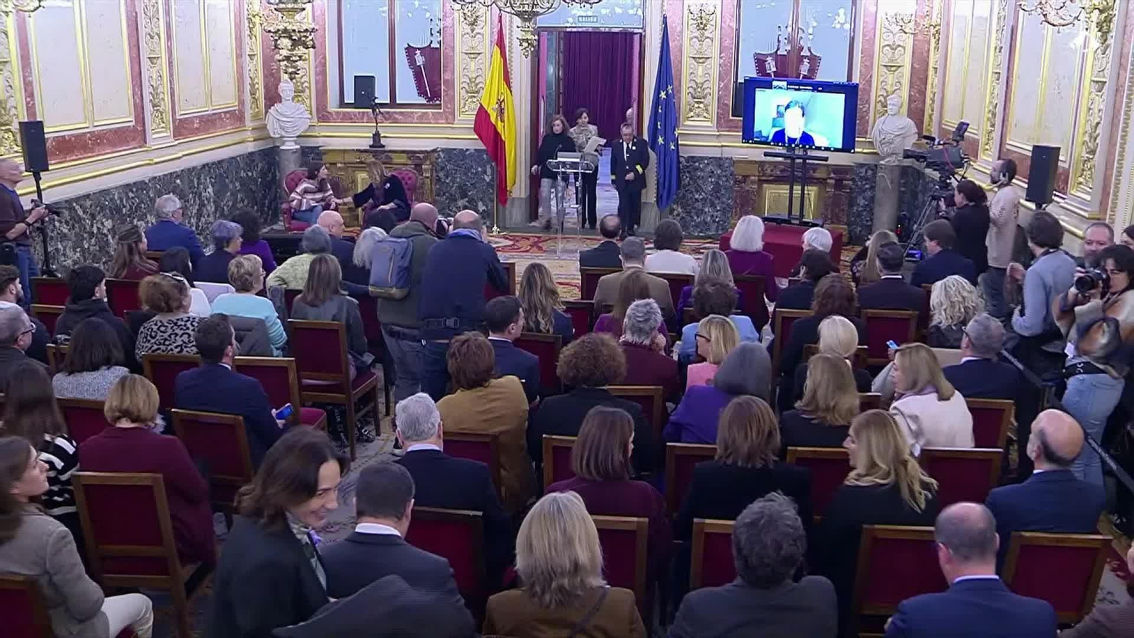 M025-CONGRESO ACTO 25N