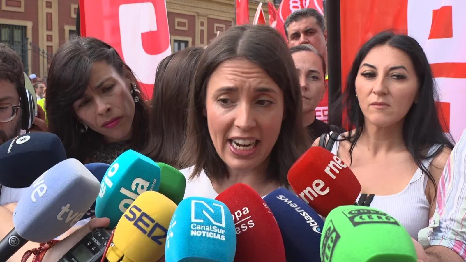va montero sobre peinado