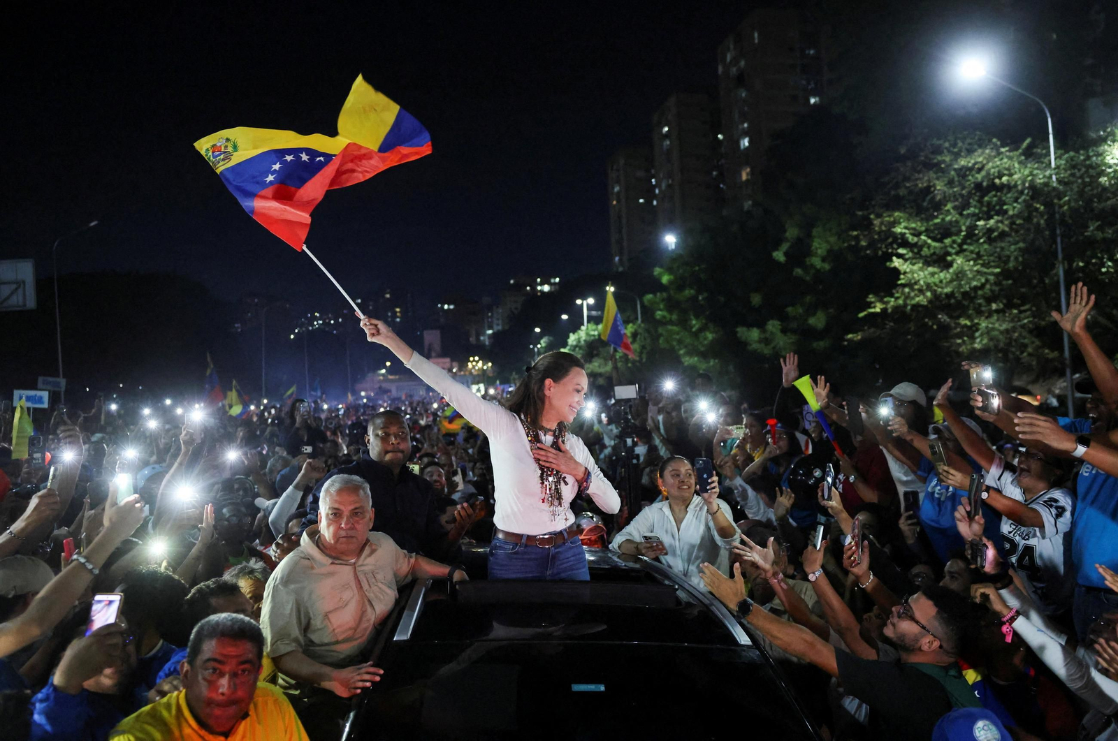 María Corina Machado se da un baño de masas en Caracas tras su regreso a Venezuela