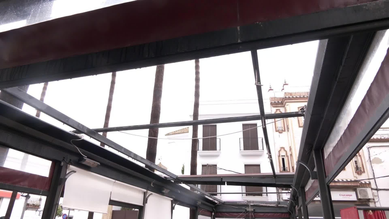 X051-SEVILLA LLUVIAS CAPITAL Y CAMAS