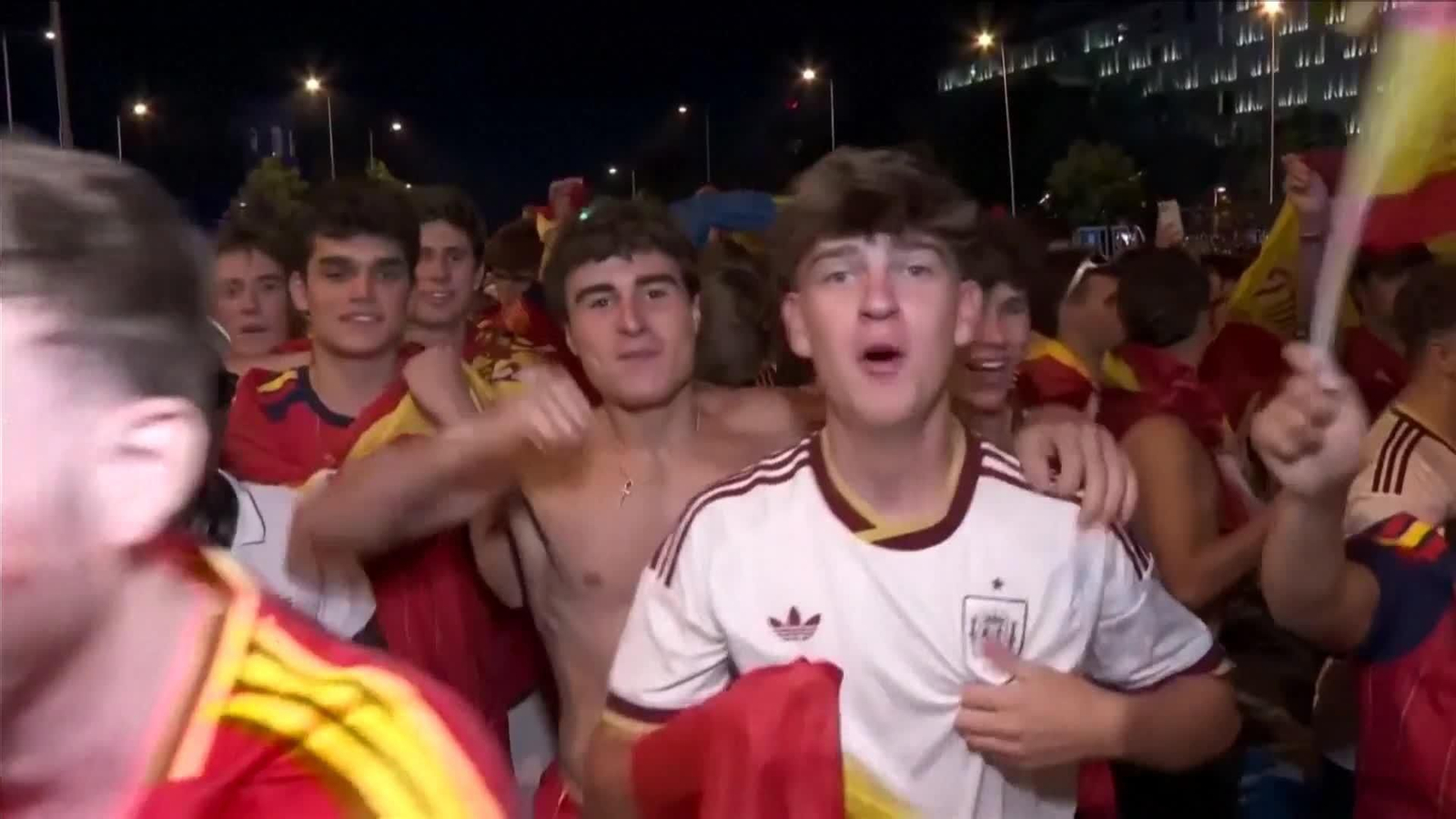 va madrid aficionados españa celebran victoria