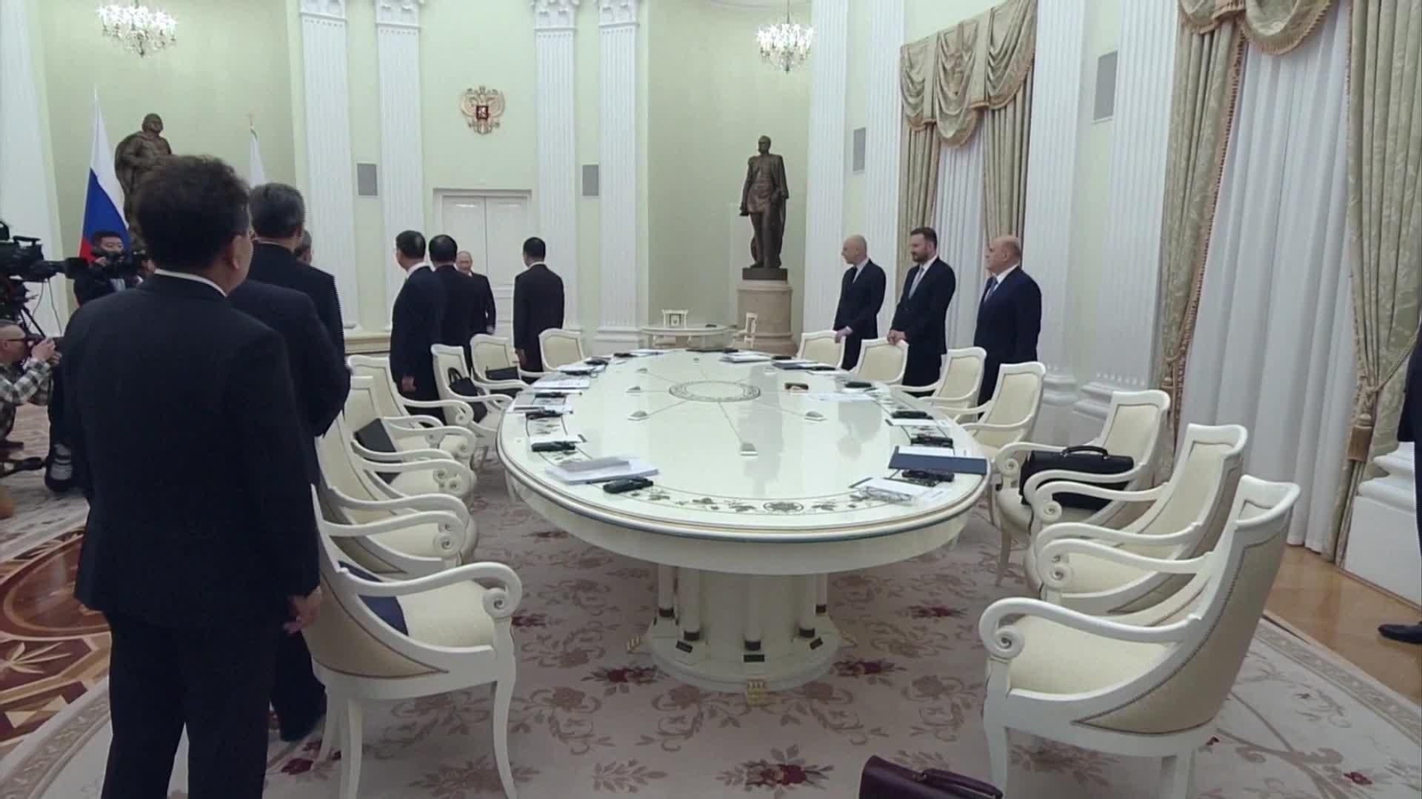 M070-RUSIA PUTIN CON PRIMER MINISTRO CHINO