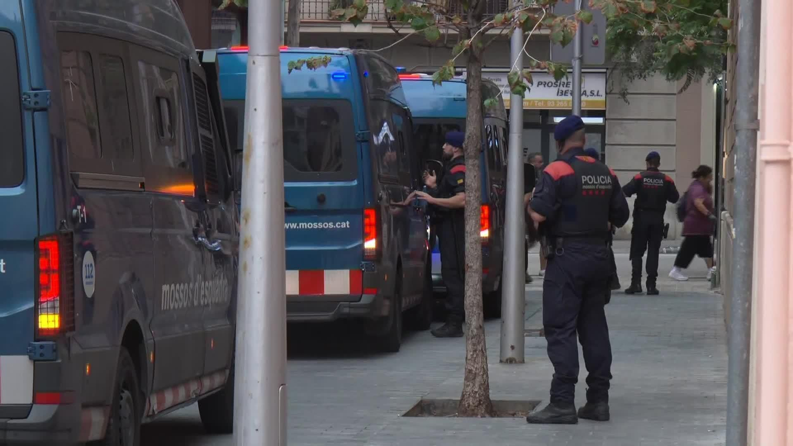 V025-BARCELONA PROTESTAS VIVIENDA SEDE JUNTS