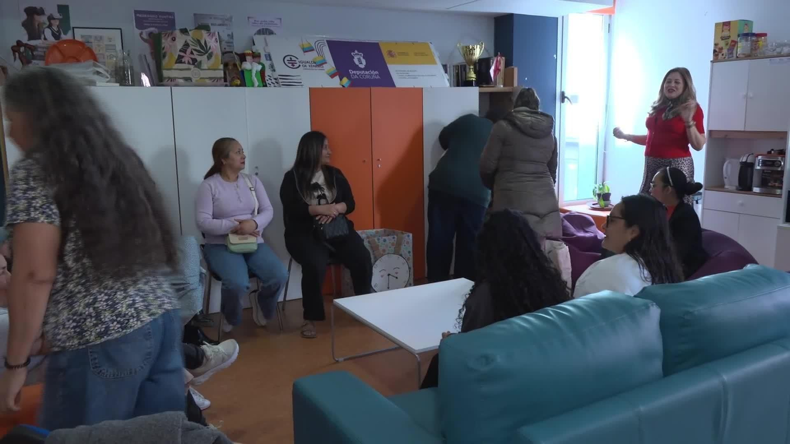 L023-A CORUÑA TRABAJADORAS HOGAR MIGRANTES