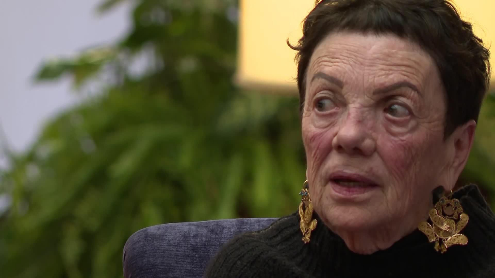 J051-OVIEDO ENTREVISTA GRACIELA ITURBIDE