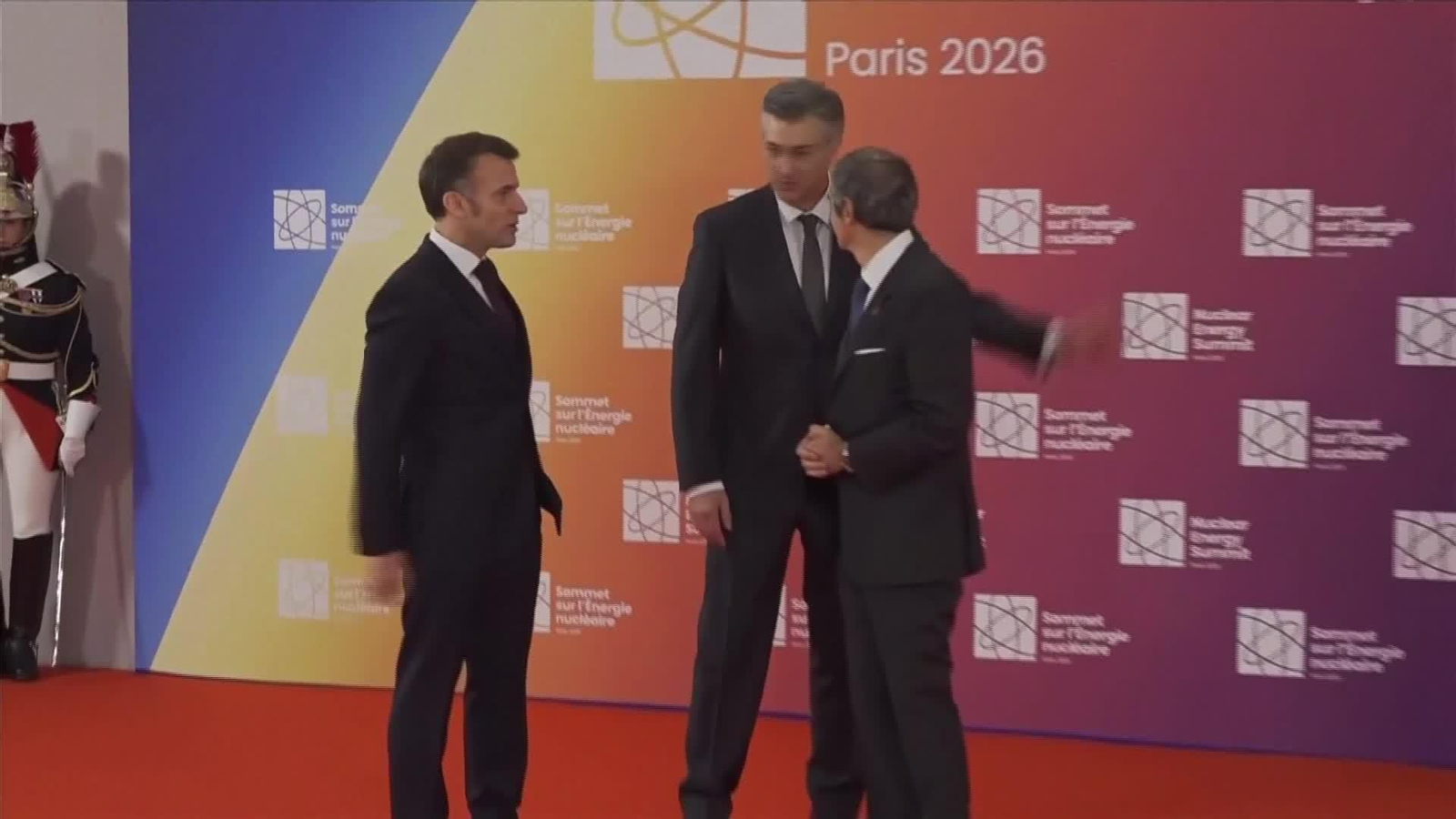 M005-FRANCIA PROTESTAS CUMBRE NUCLEAR