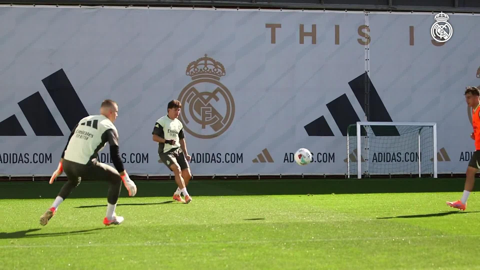 M061-MADRID ENTRENO REAL MADRID