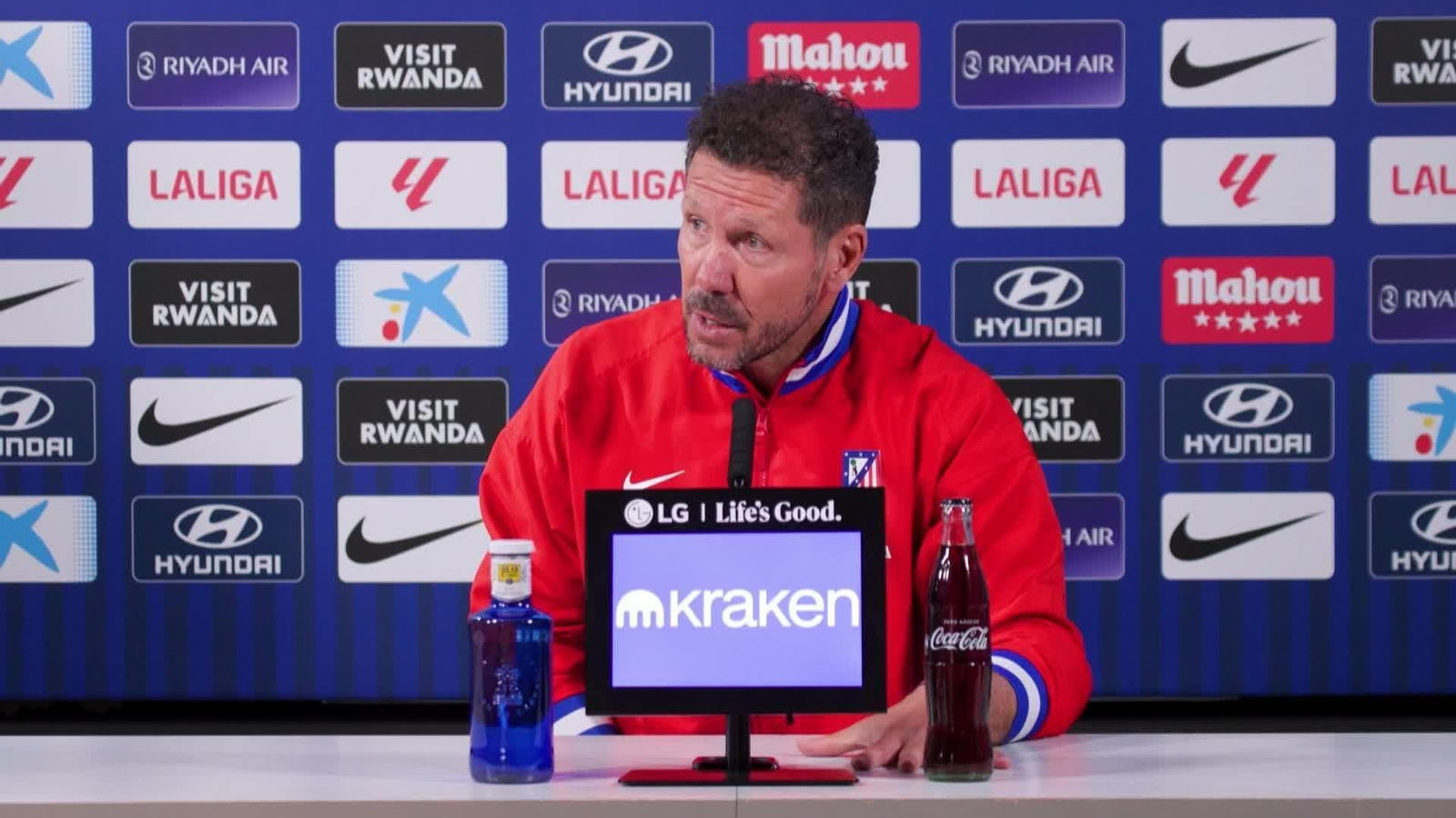 va simeone en rueda de prensa