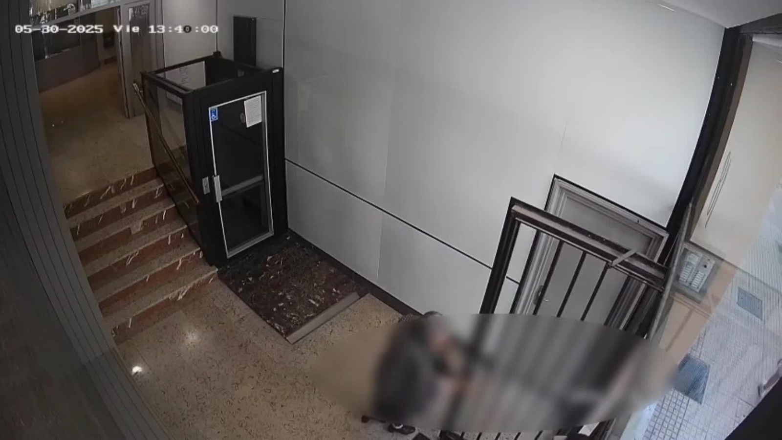 X060-ZARAGOZA HURTO MUJER ANCIANA