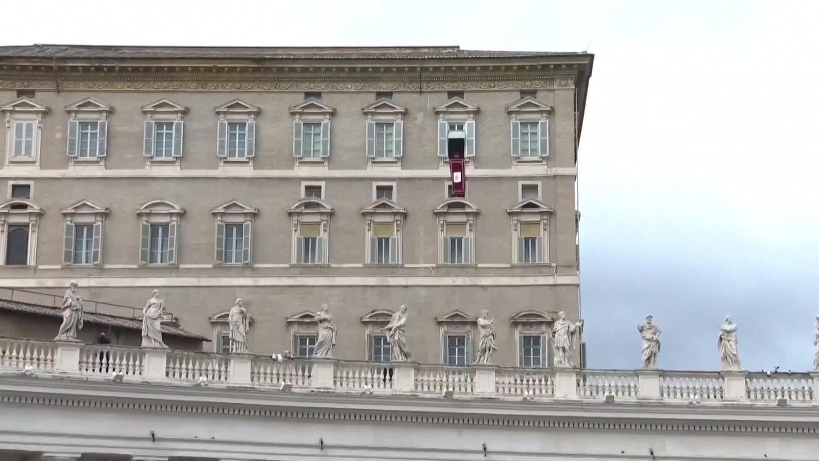 D008-VATICANO PAPA ANGELUS VICTIMAS TEMPORAL