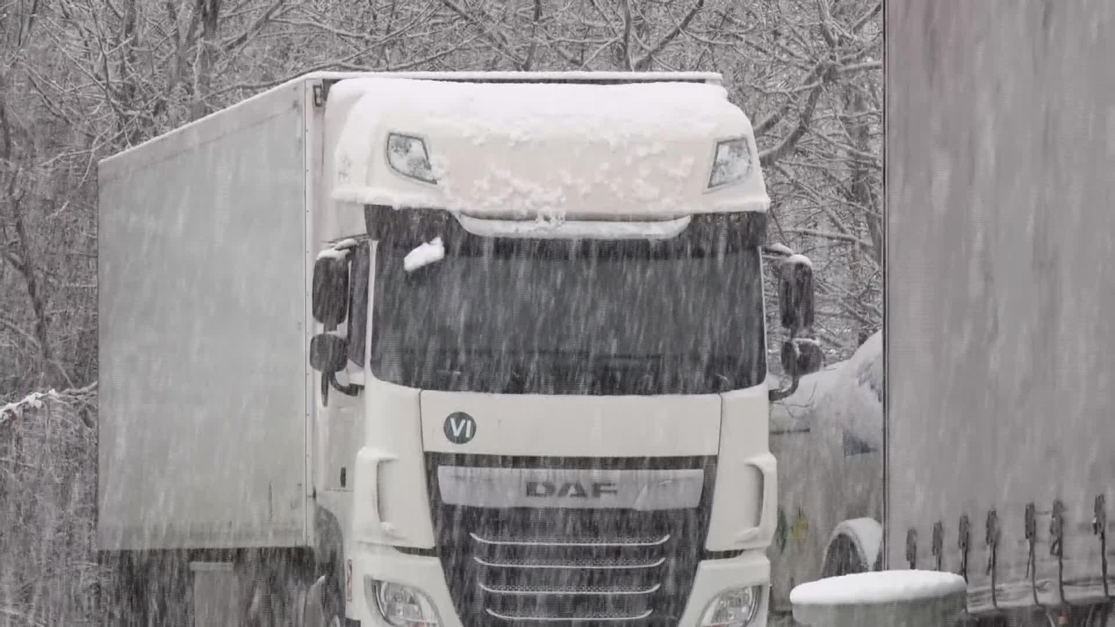 V077-OURENSE NIEVE TRASMIRAS TARDE