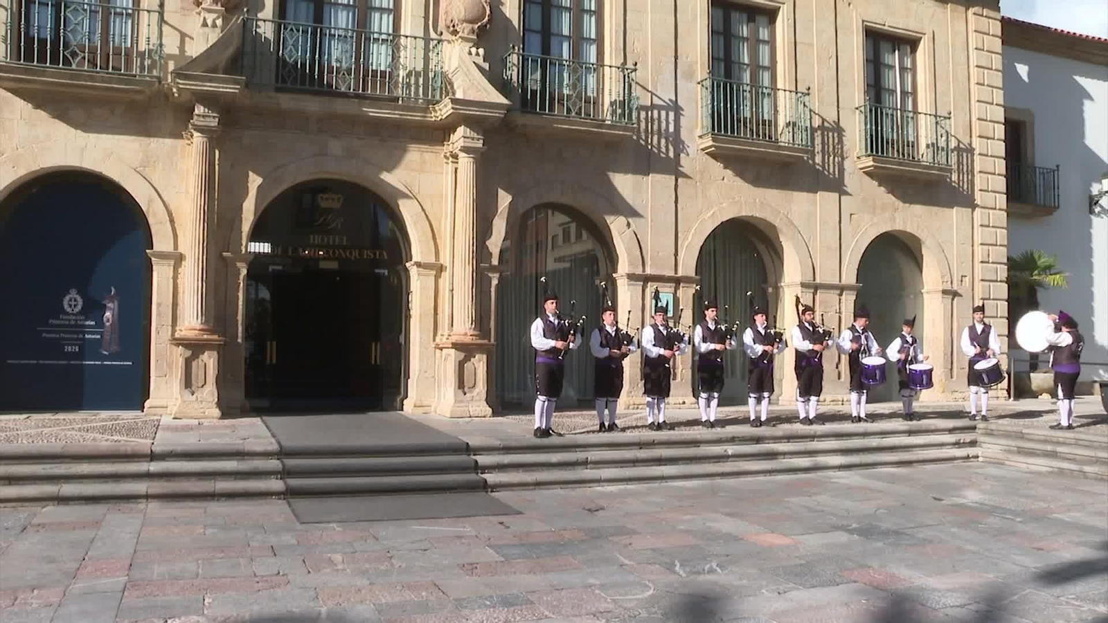 D041-OVIEDO LLEGADA PATTI SMITH