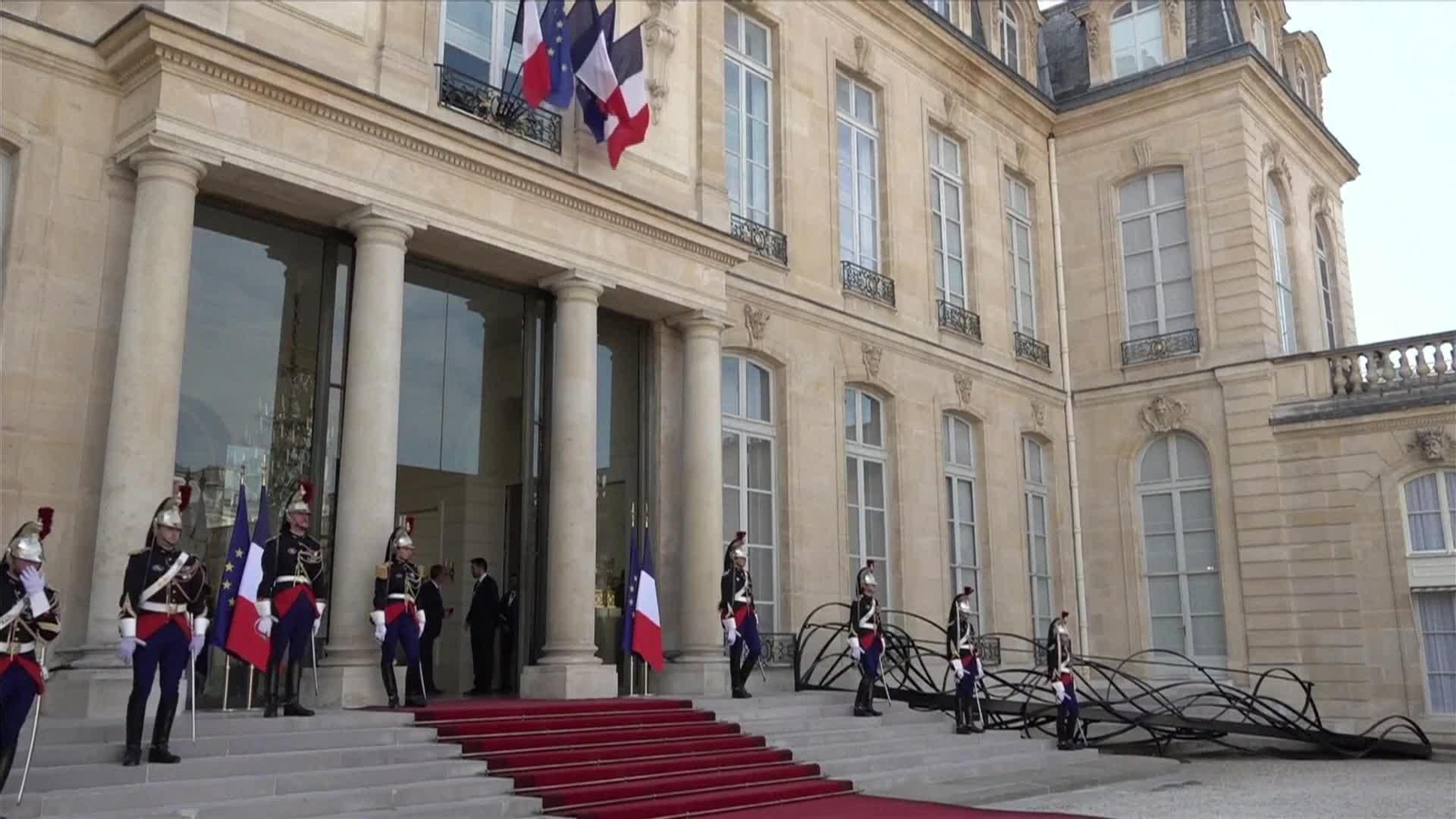 L056-FRANCIA MACRON ENCUENTRO PRINCIPE SAUDI