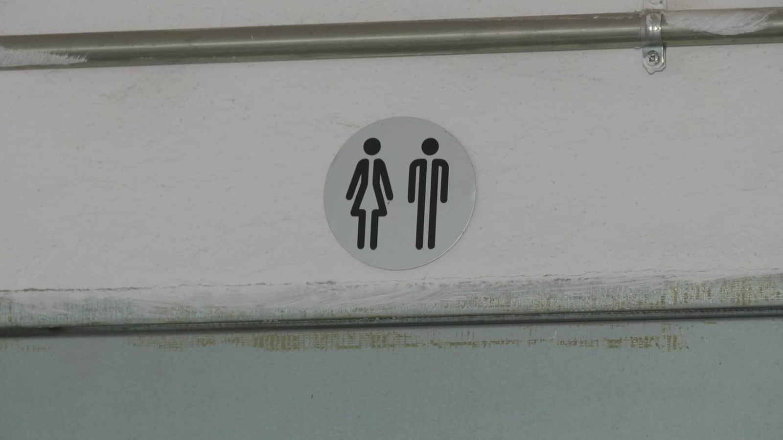 V059-EDI VARIOS VESTUARIOS COMPARTIDOS