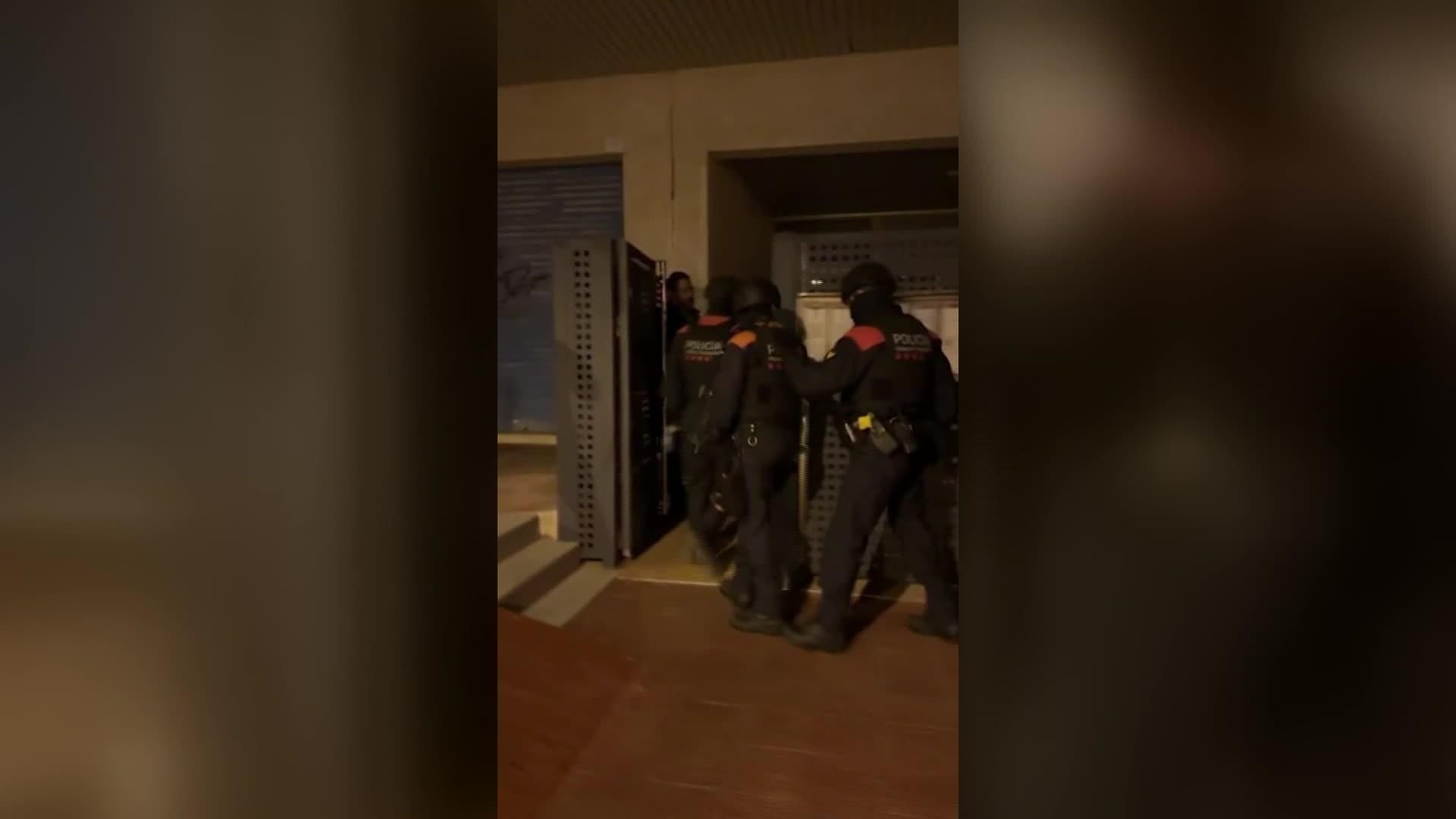 M039-BARCELONA OP MOSSOS TRINITARIOS