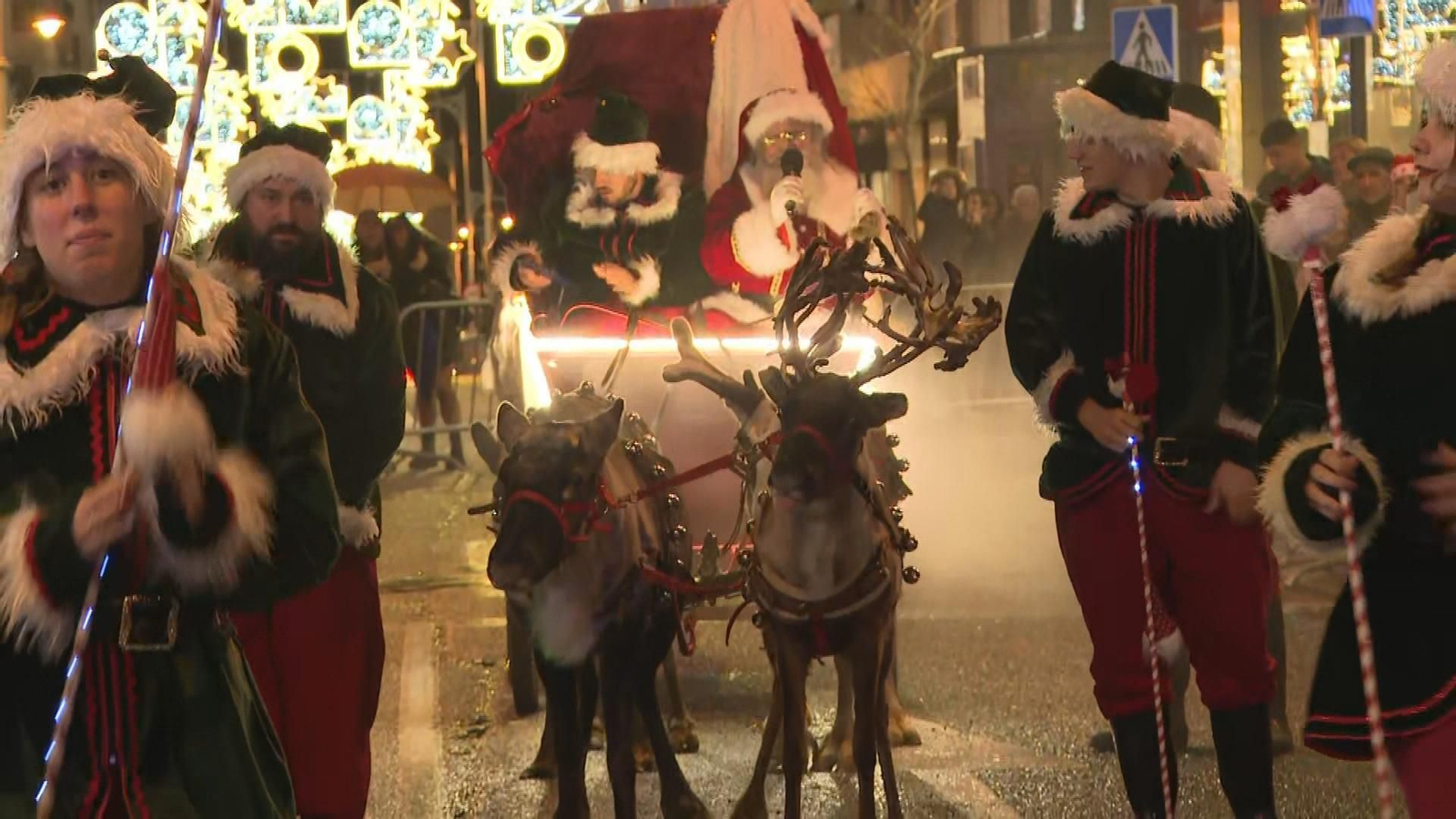 D006 OURENSE POLEMICA RENOS CABALGATA frame 1036