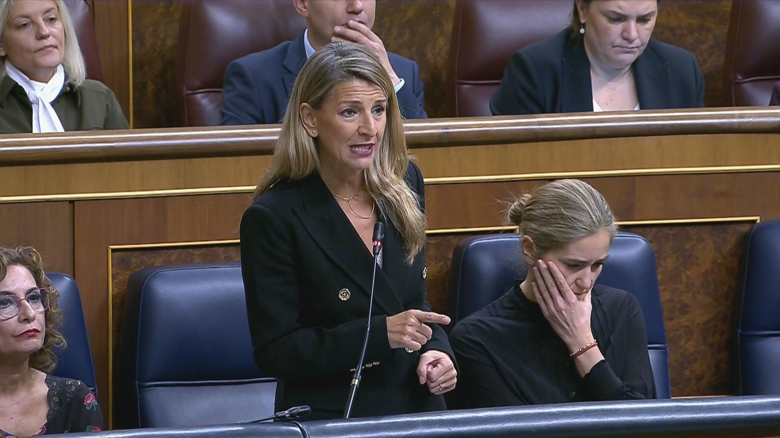 X018 CONGRESO CONTROL JUAN BRAVO A YOLANDA DIAZ.Duplicate frame 501 X018 CONGRESO CONTROL JUAN BRAVO A YOLANDA DIAZ.Duplicate frame 501