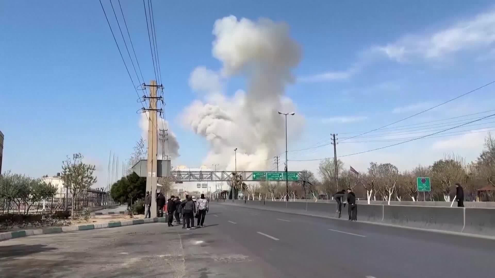 web guerra va para largo