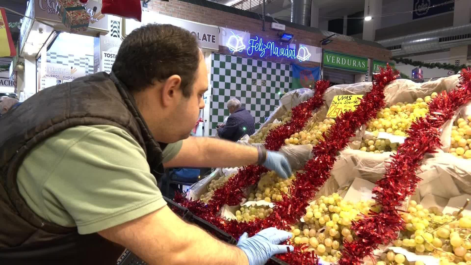 L052-SEVILLA PRECIO UVAS