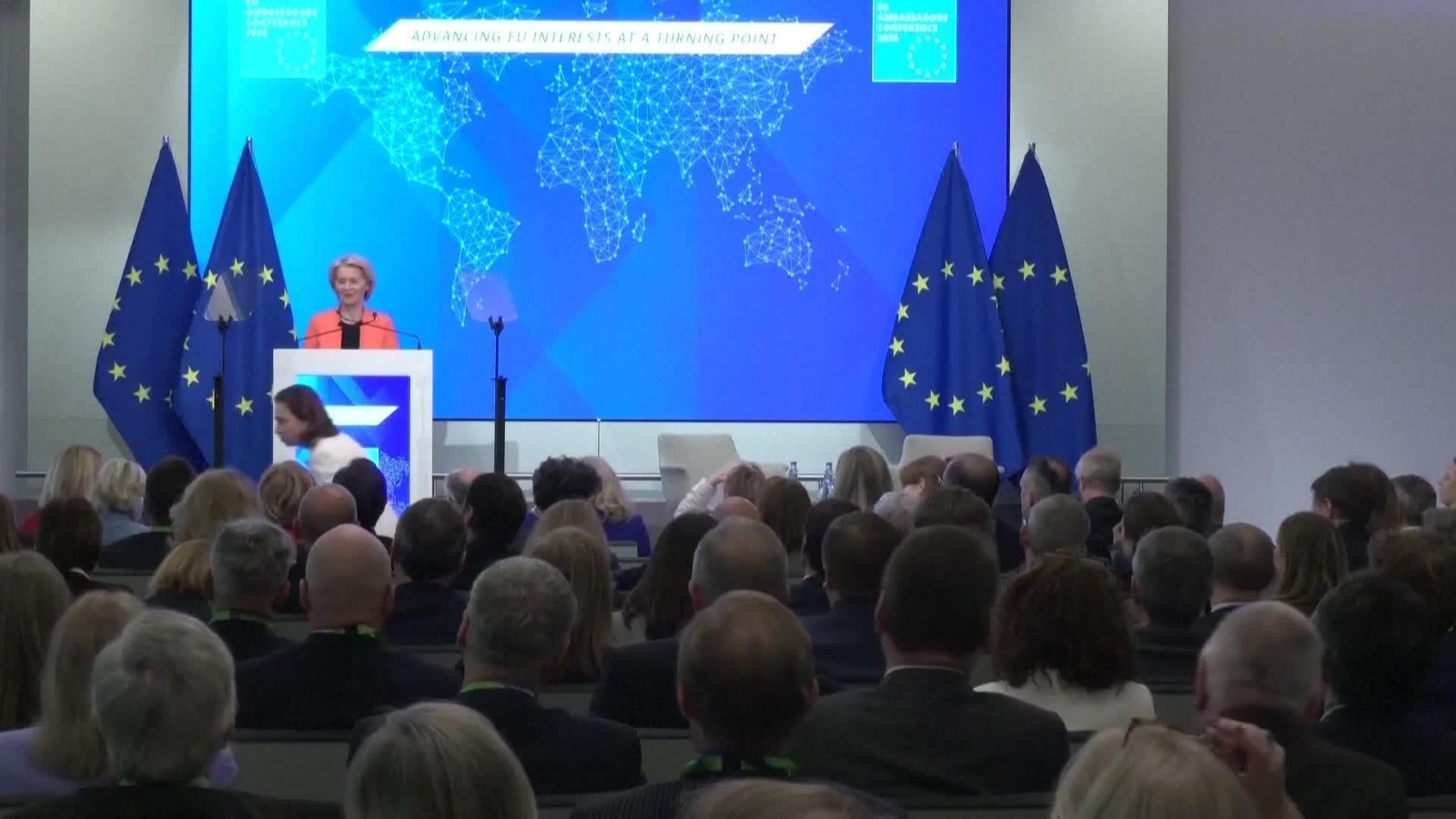 L069-BELGICA VON DER LEYEN NUEVO ORDEN MUNDIAL