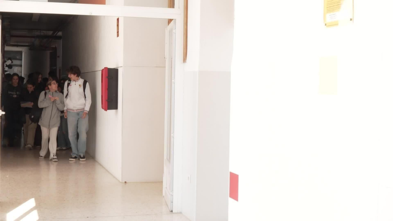 J060-SEVILLA OCIO DE JOVENES Y MOVILES