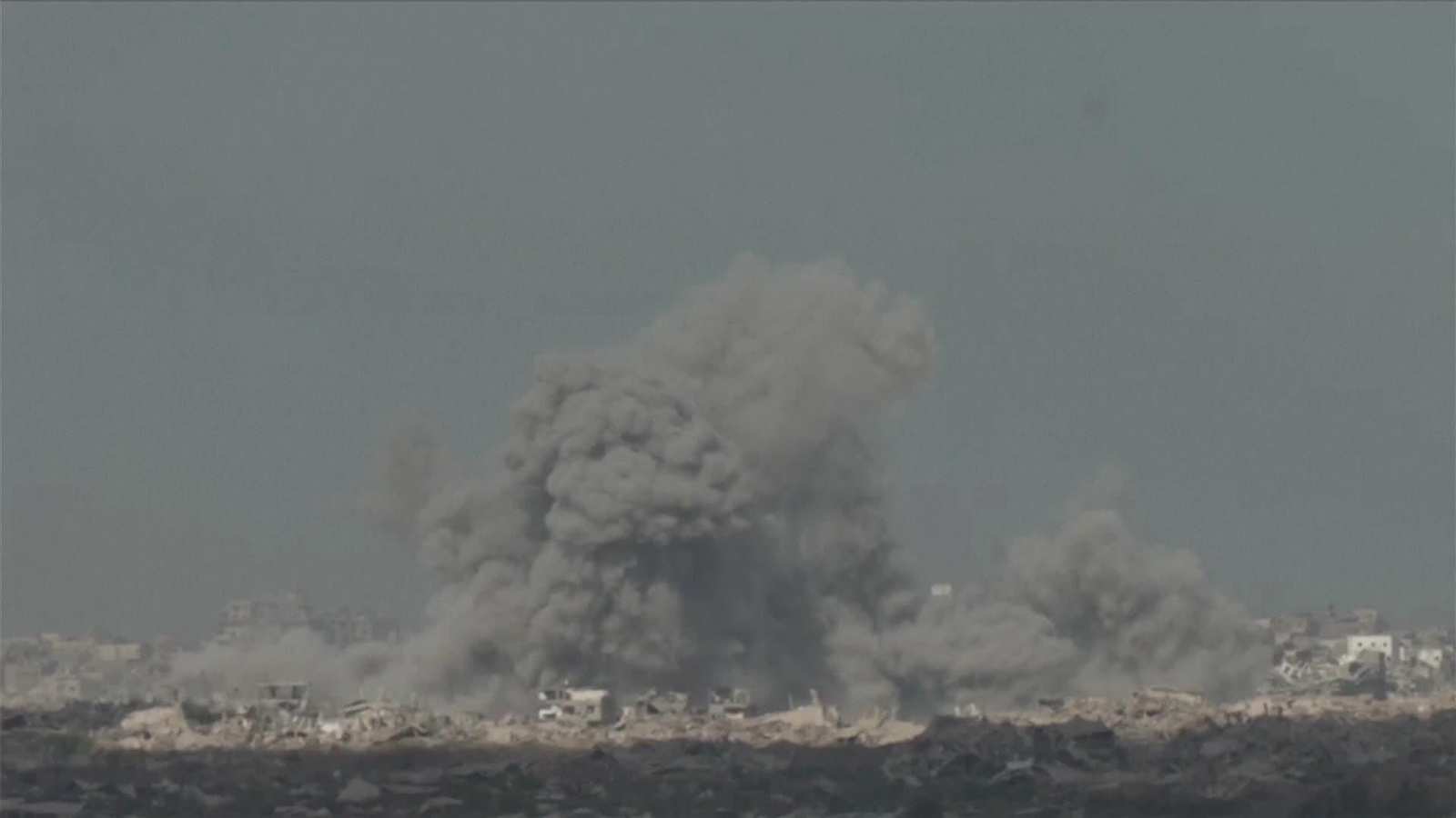 V004-GAZA BOMBARDEOS EN LA FRANJA V004-GAZA BOMBARDEOS EN LA FRANJA