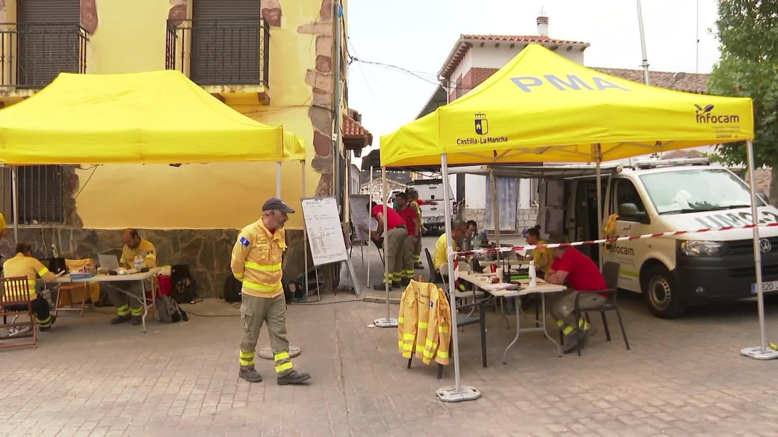 M068-TOLEDO INCENDIO NAVALMORALEJO TARDE