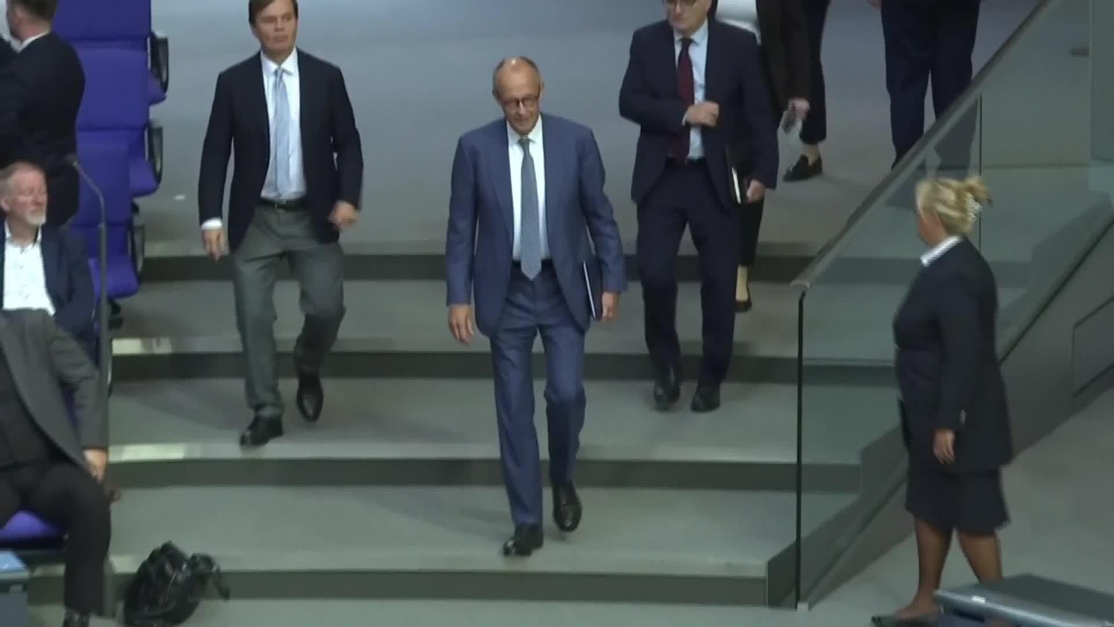 X004-ALEMANIA MERTZ SOBRE DERROTA
