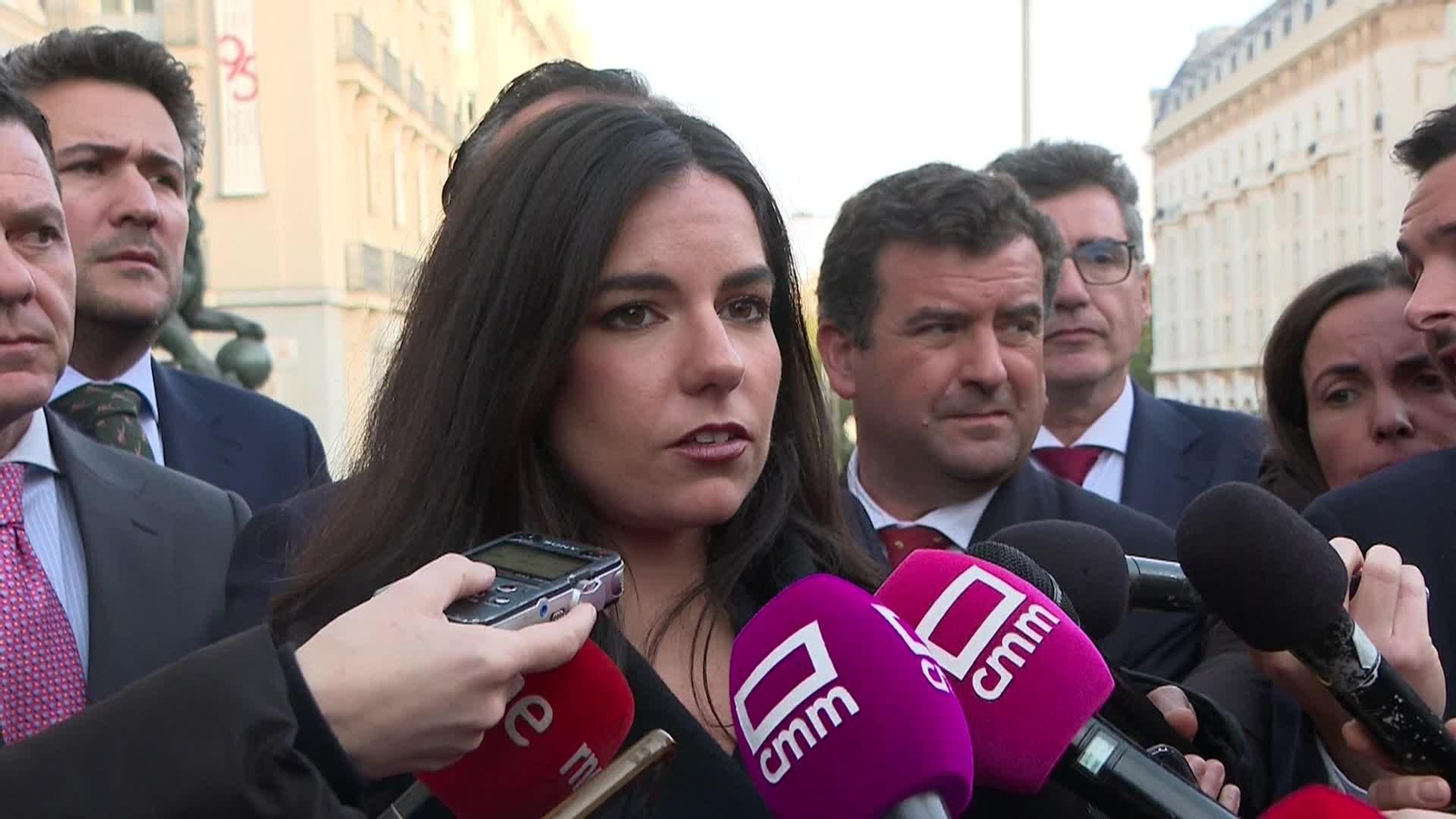 M096-MADRID CONGRESO PASILLOS TARDE