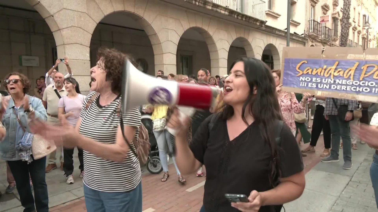 J083-HUELVA PROTESTAS CRIBADOS CANCER