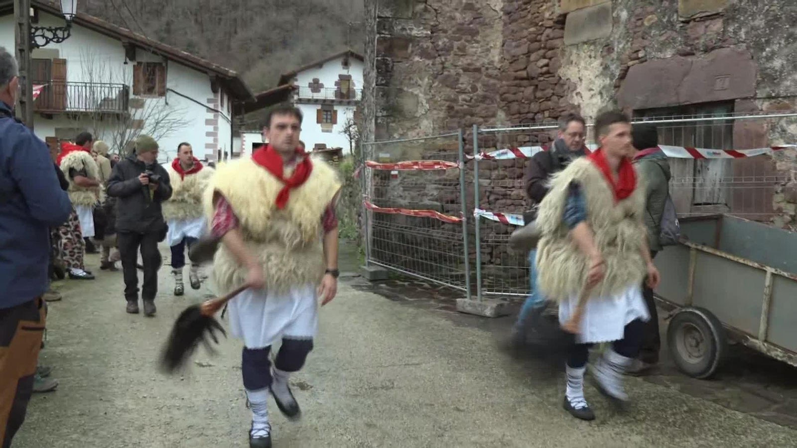 L043-PAMPLONA CARNAVALES ITUREN