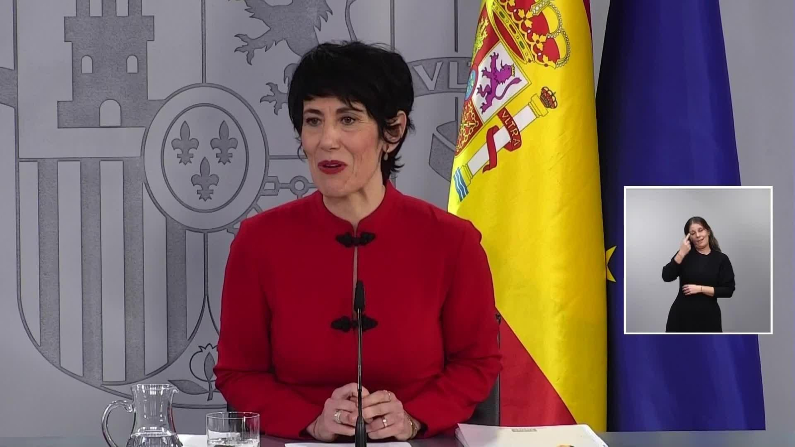 web años politico recien estrenado