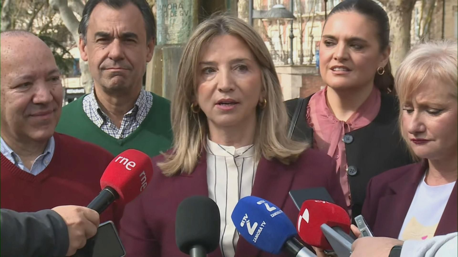 X045 ZAMORA TOTALES ALICIA GARCIA frame 1810