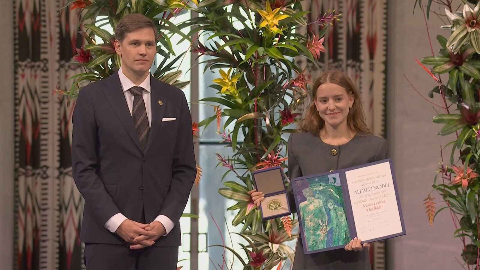 web el dia de corina machado