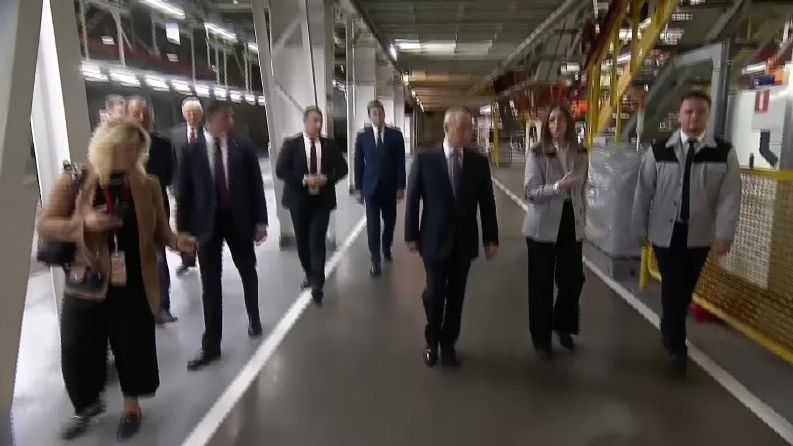S004-RUSIA PUTIN VISITA FABRICA COCHES