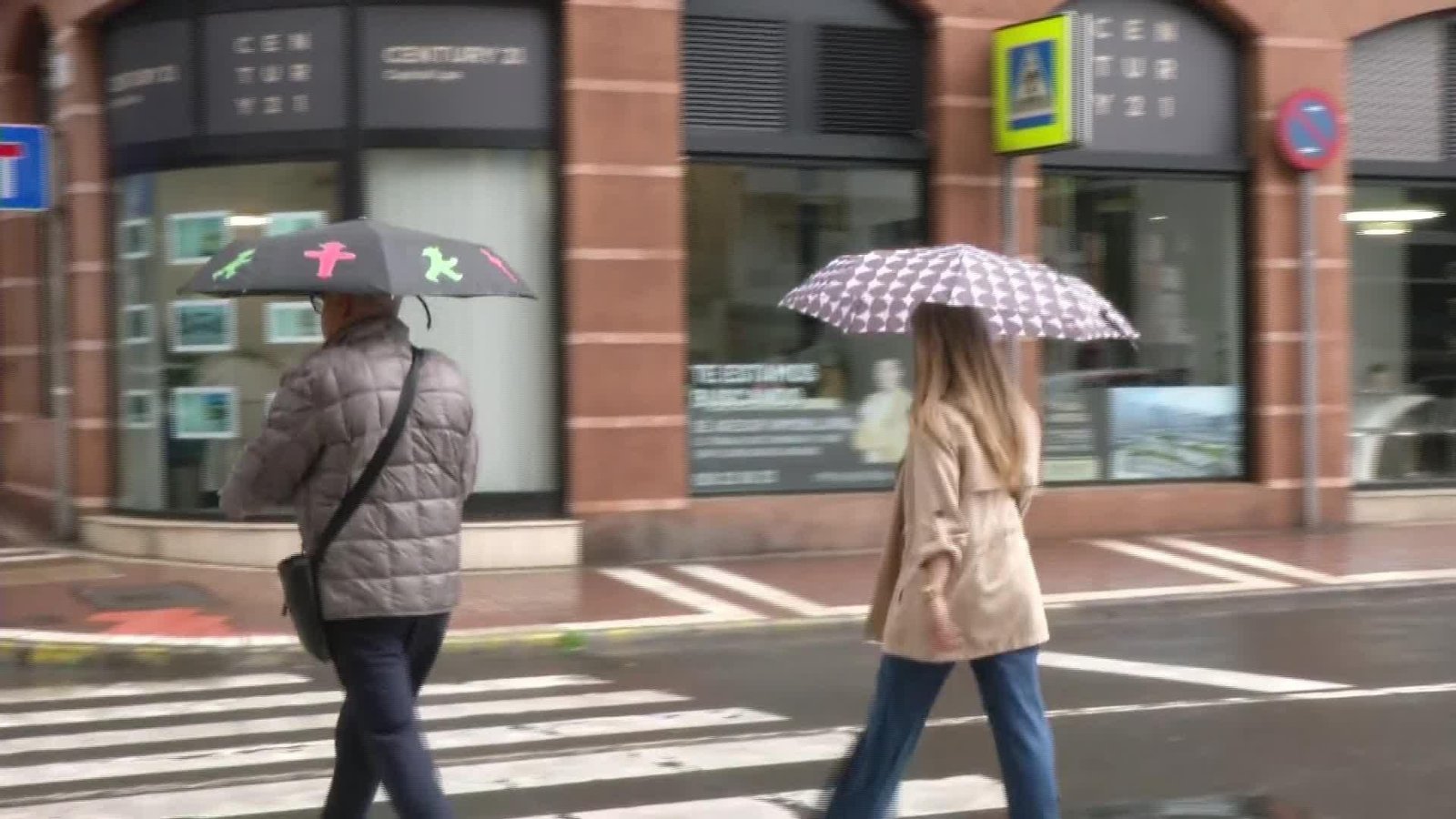 M014-CANARIAS CANSADOS DE LAS LLUVIAS