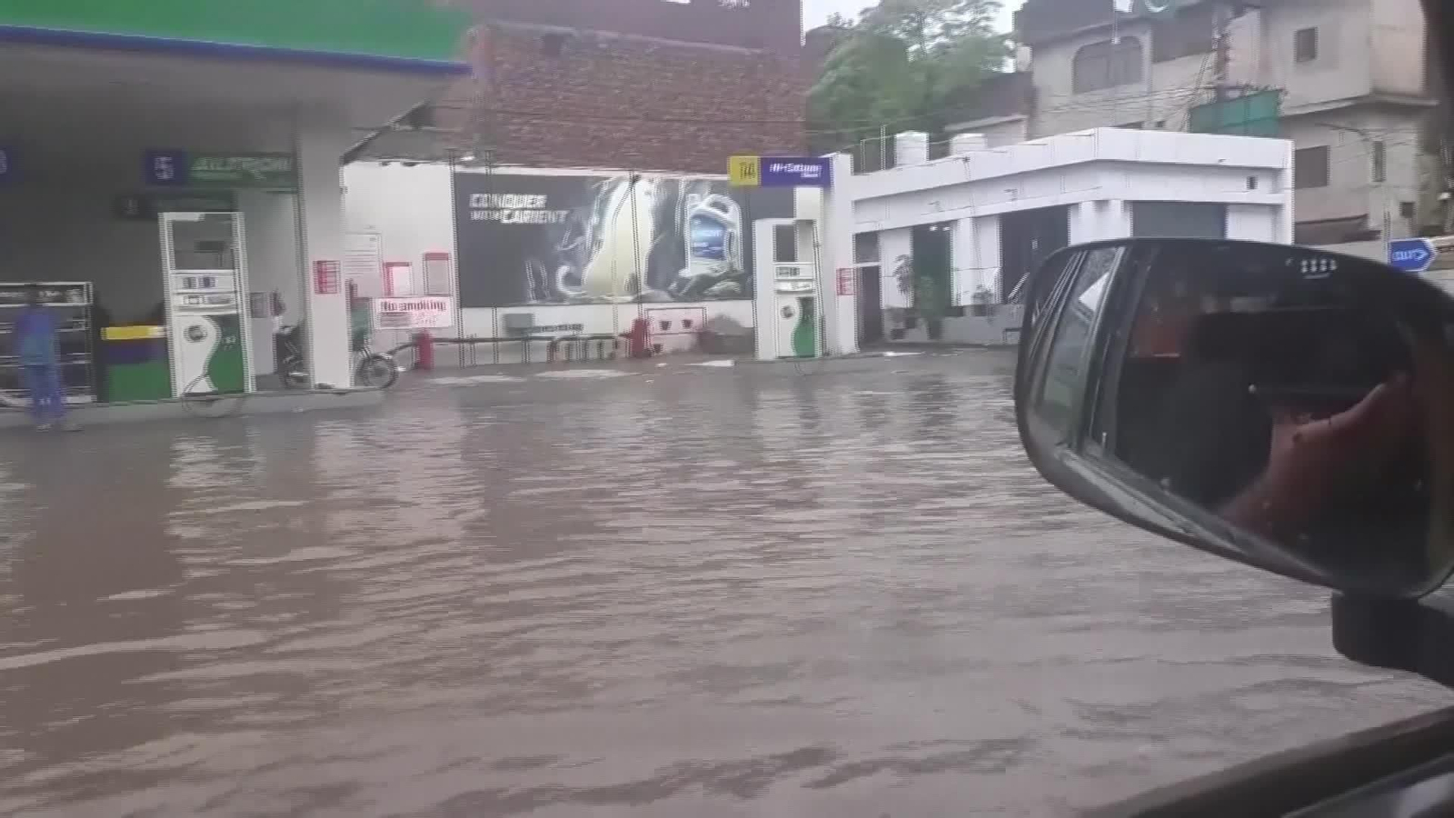 D003-PAKISTAN DAÑOS INUNDACIONES D003-PAKISTAN DAÑOS INUNDACIONES