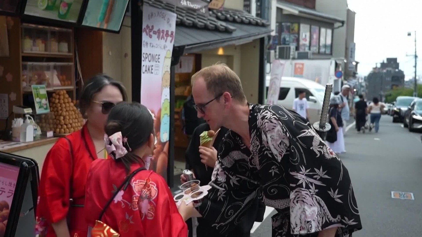 va turistas calor kyoto