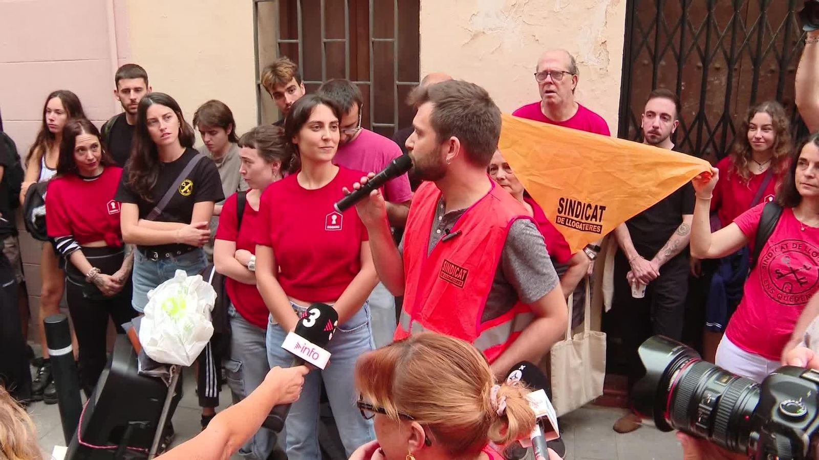 J043-BARCELONA DESAHUCIO SANT ANDREU